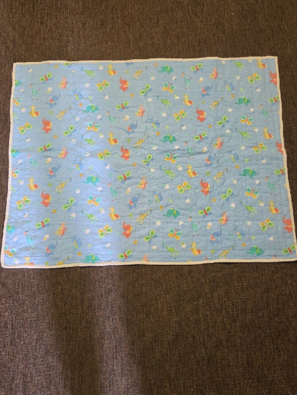 Teddy Bear Patchwork Baby Quilt - Blue & Cream 41x33 - Picture 5 of 8